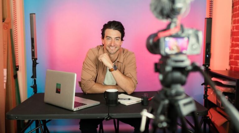 Mastering the Art of Social Media Marketing: How Influencers Fuel Your Growth